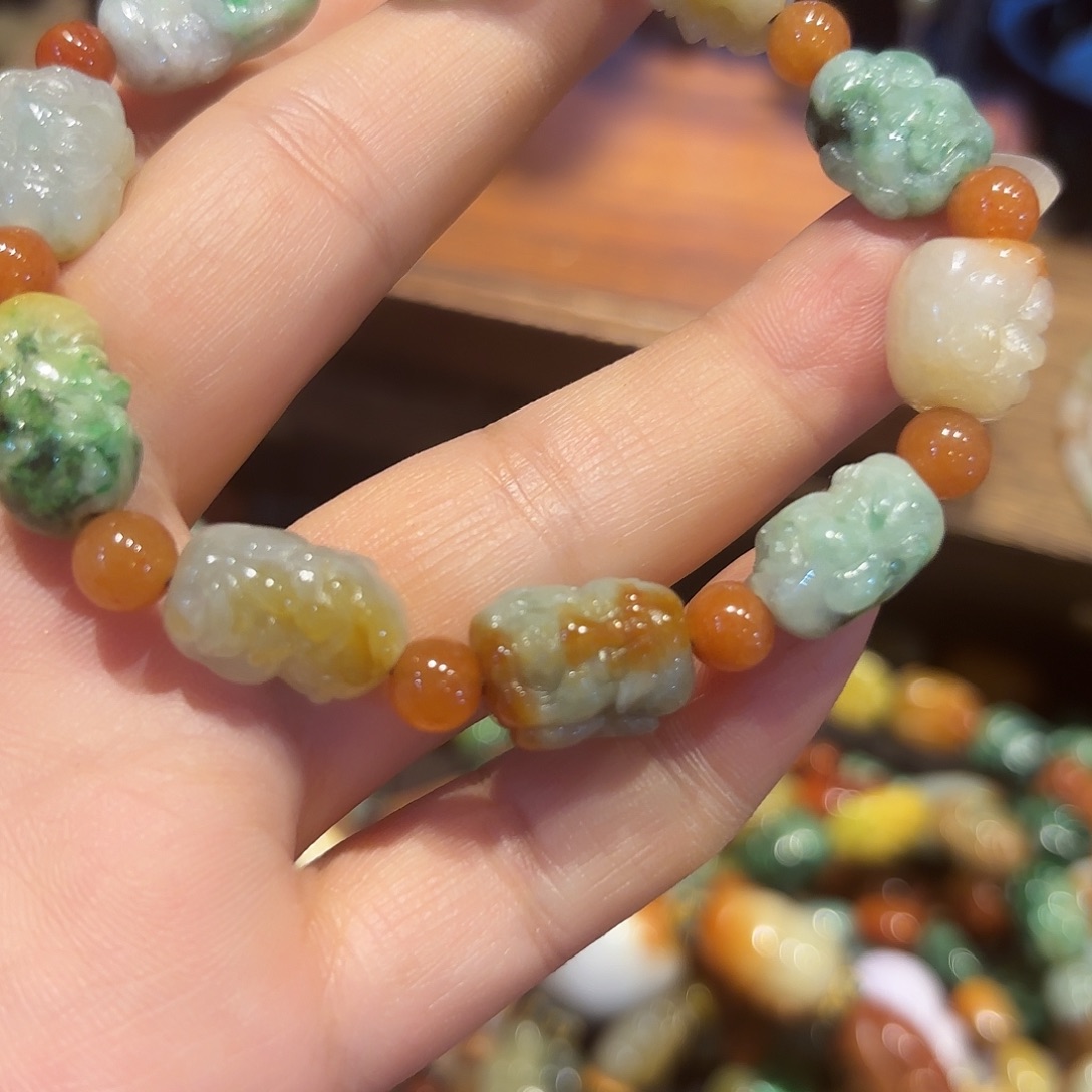 翡翠未镶嵌颈饰原创