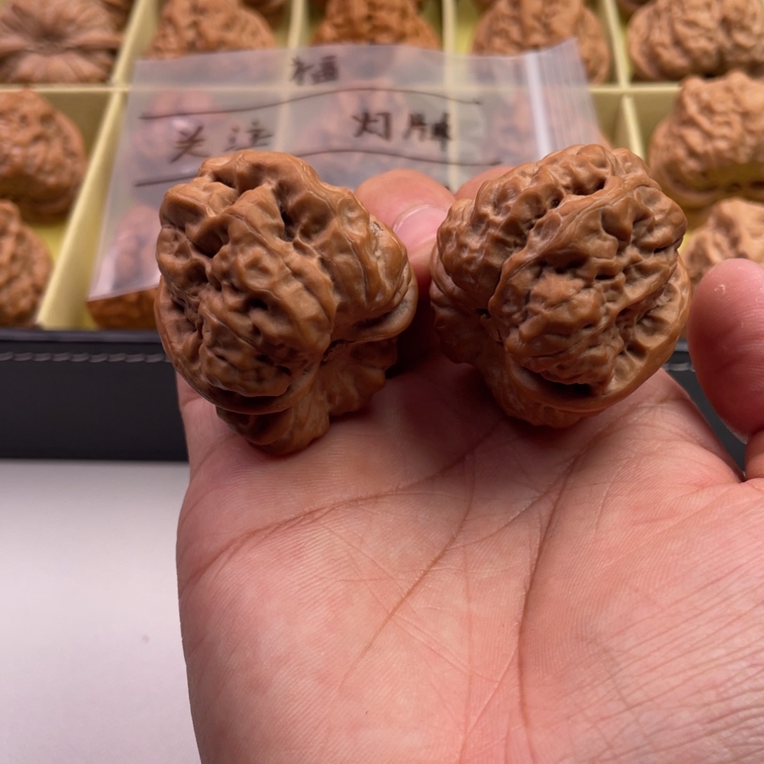 用***8文玩核桃吊坠38蛤蟆0892