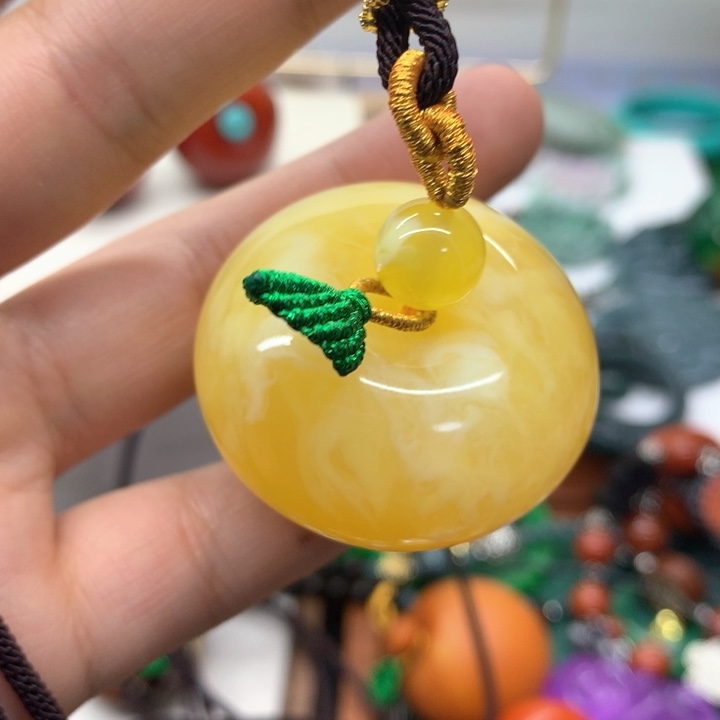 蜜蜡颈饰未镶嵌吊坠