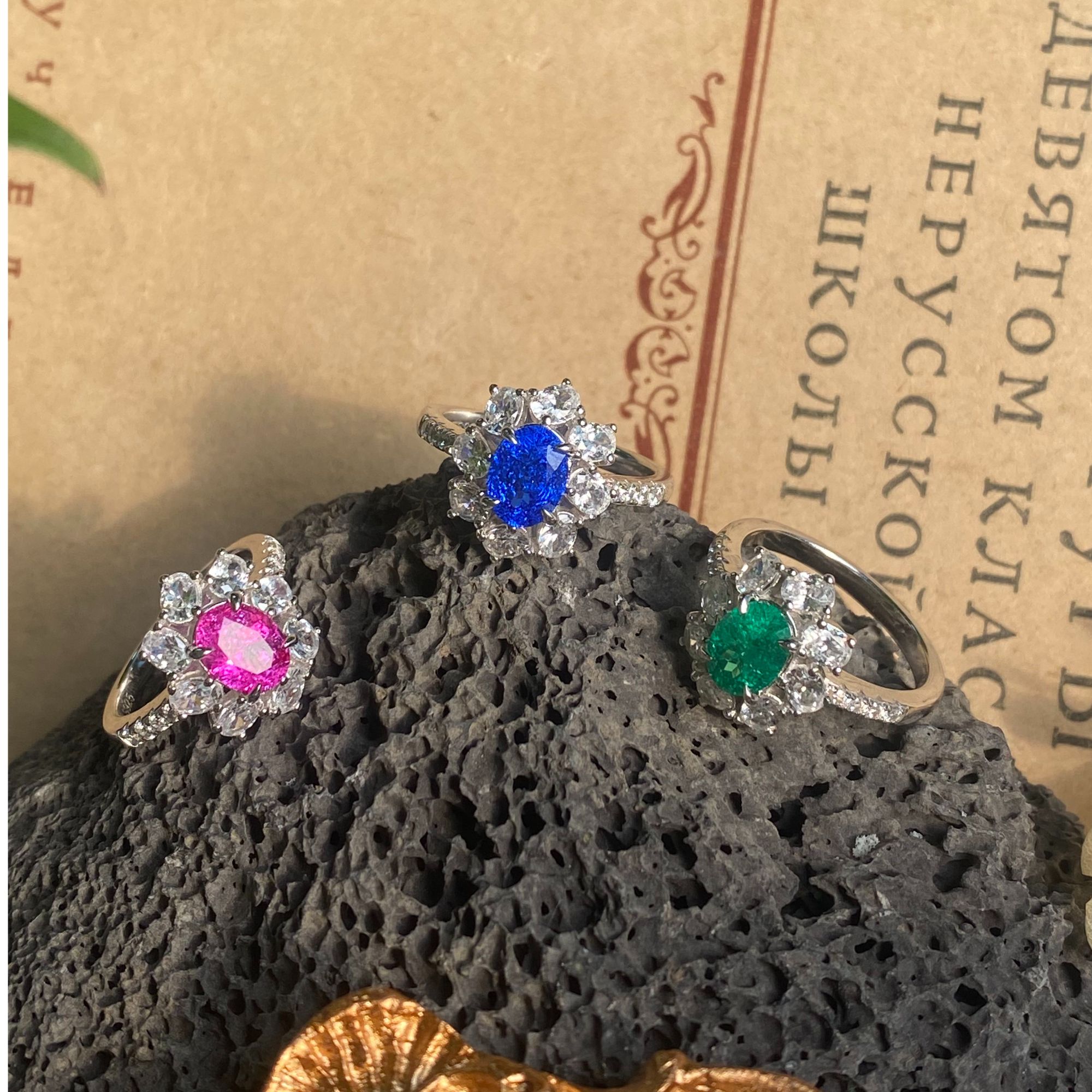 培育蓝宝石[星绽三色堇]戒指培育彩宝＋s 925银银戒（备注尺码）