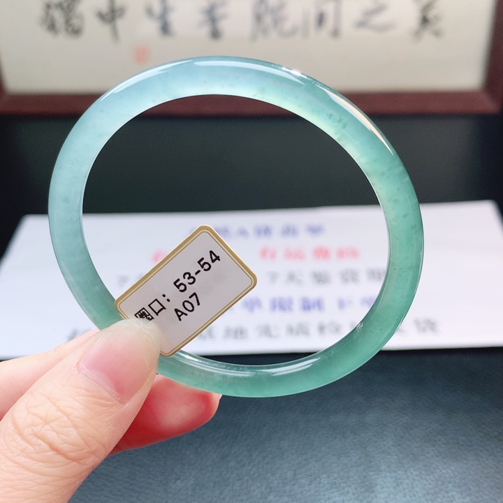 翡翠未镶嵌手镯翡翠手镯66