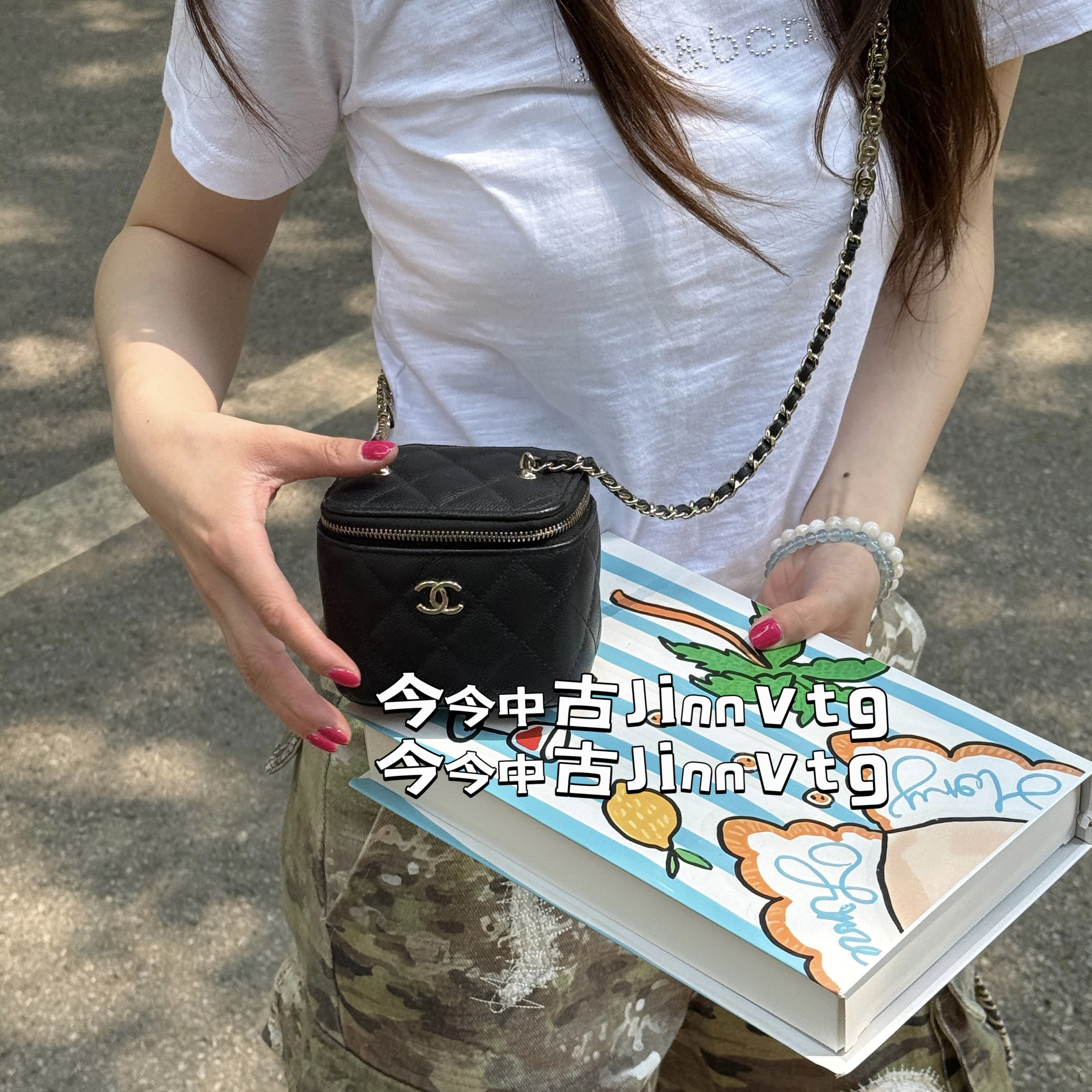 95新 Chanel/香奈儿 31开黑金荔枝纹皮穿链小盒子斜挎包