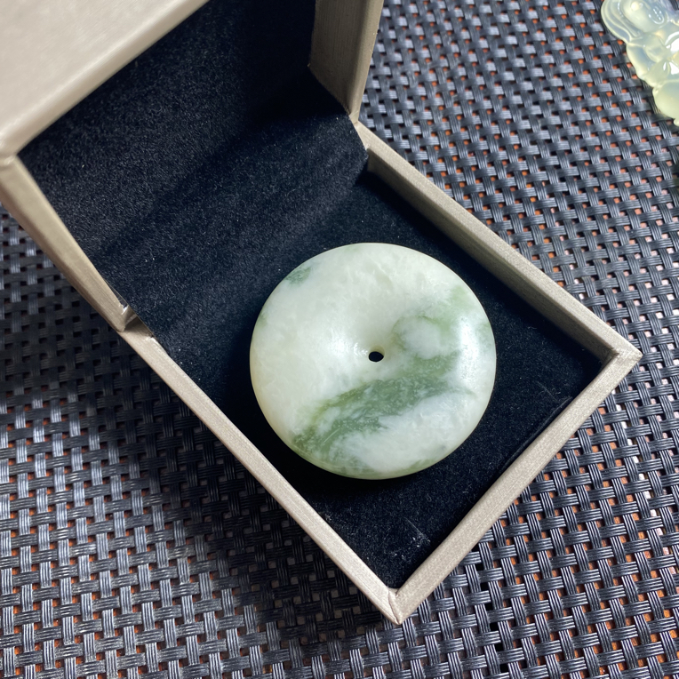 飘绿蓝花大平安扣白底