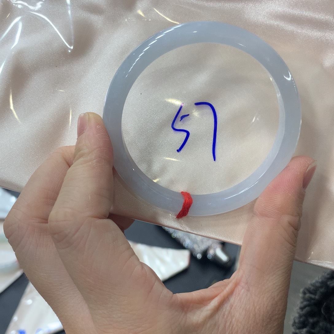 翡翠未镶嵌手镯翡翠