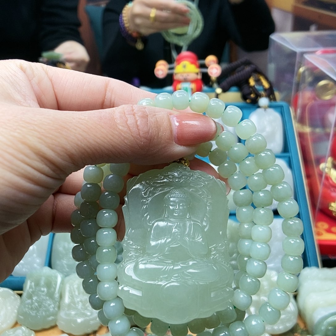 和田玉颈饰未镶嵌东****】