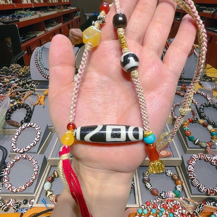 未镶嵌玛瑙/玉髓珠宝奇石