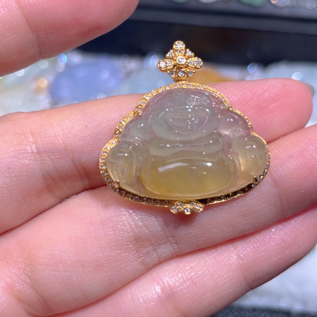 颈饰18K金镶嵌翡翠翡翠