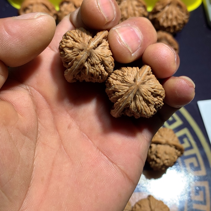 文玩核桃吊坠四座楼30