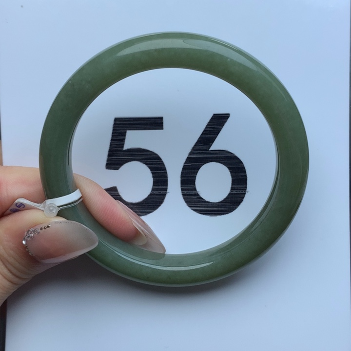 未镶嵌手镯和田玉9