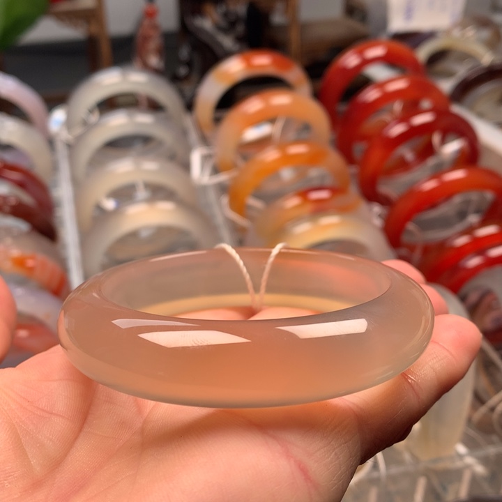 玛瑙/玉髓未镶嵌手镯