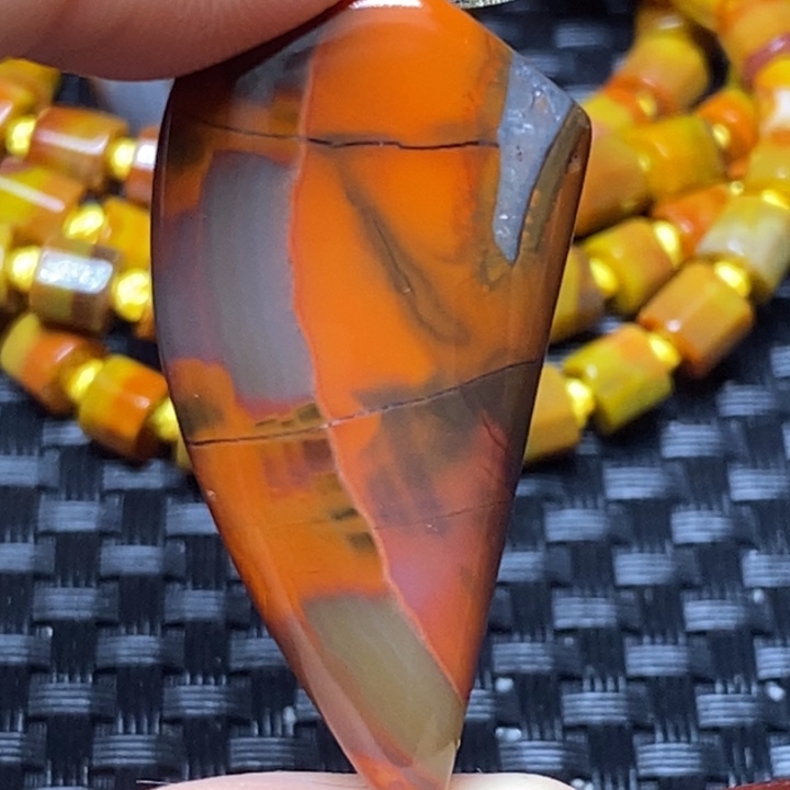 玛瑙/玉髓颈饰未镶嵌