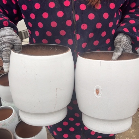 红陶口19高24瑕疵