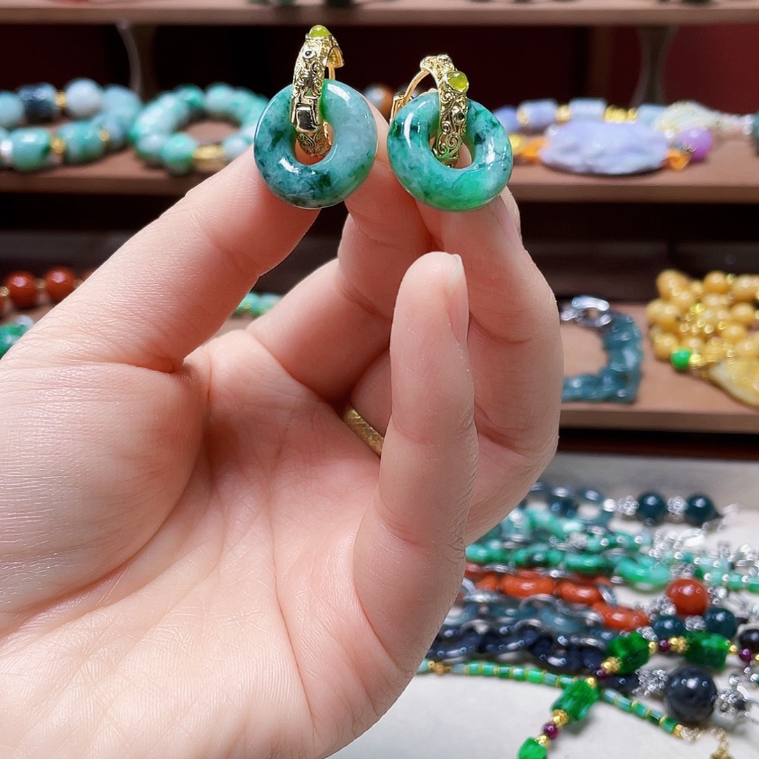 翡翠未镶嵌手链饰品