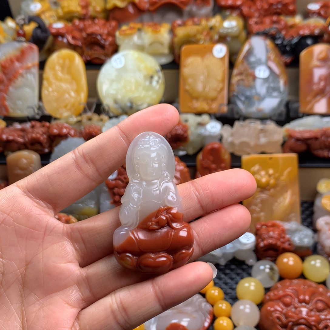 石英质玉（黄龙玉）挂件未镶嵌