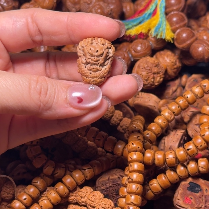 桃核吊坠龙三通桃核