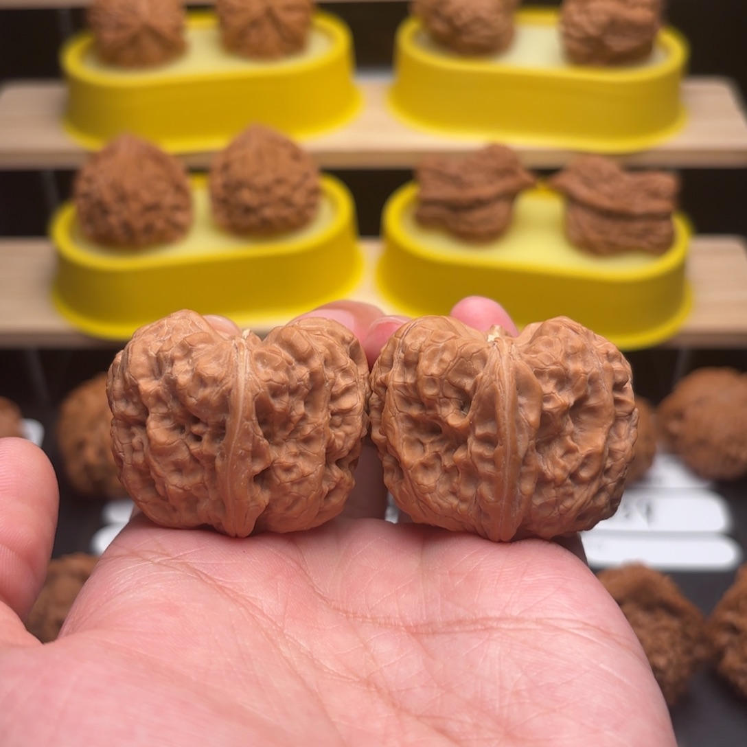 文玩核桃把件39平谷凹底543