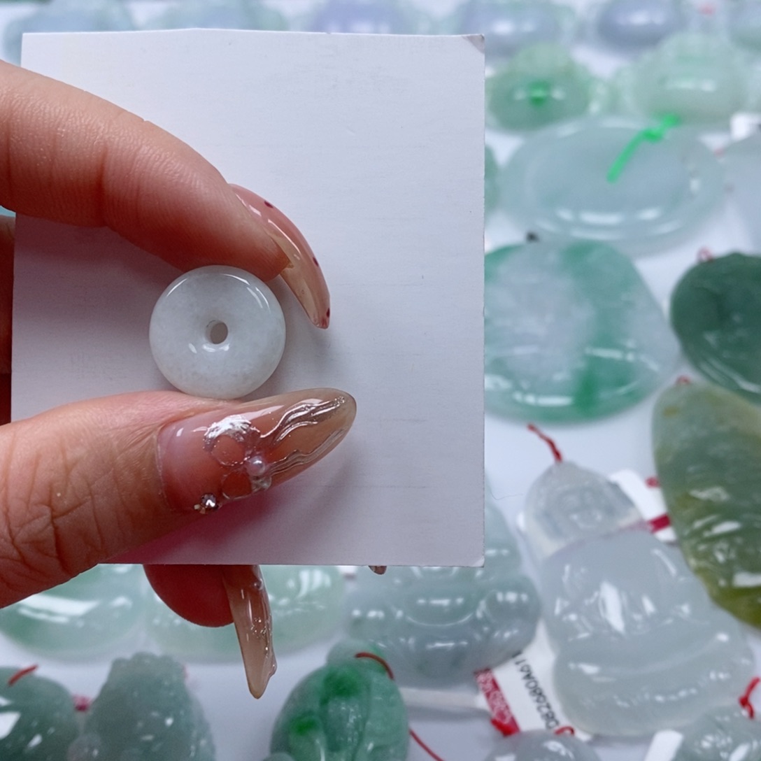 颈饰未镶嵌翡翠天然翡翠a货