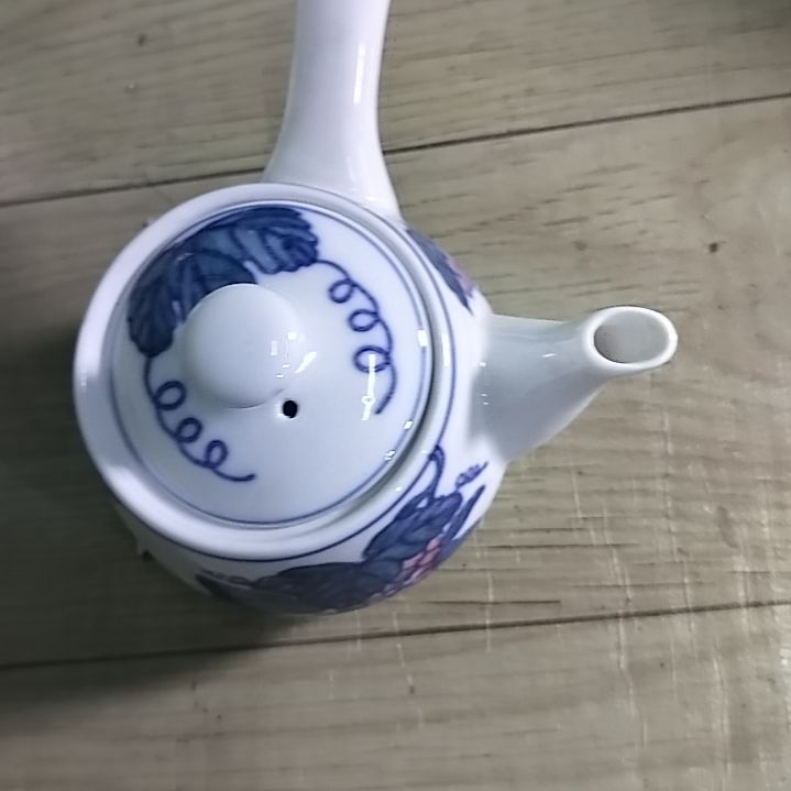 盘瓷片陶瓷杯盘壶碗都有