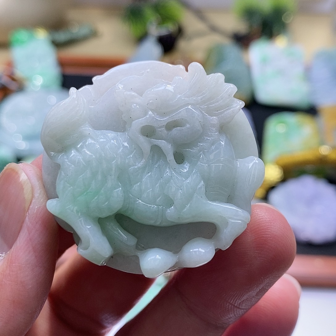 【闪购商品】翡翠颈饰未镶嵌1111111111111