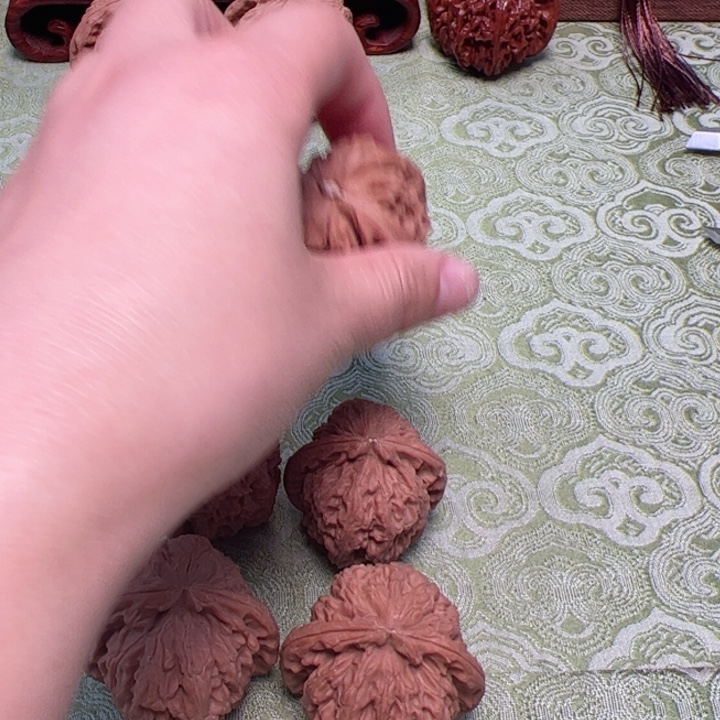 吊坠文玩核桃白狮子文玩核桃手把件