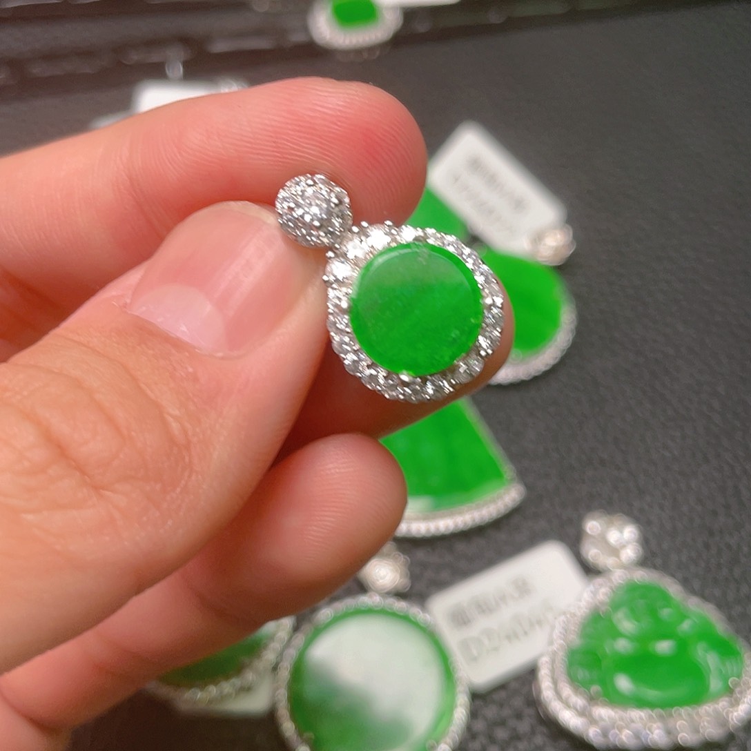 【闪购商品】翡翠吊坠(不含链)银S925镶嵌