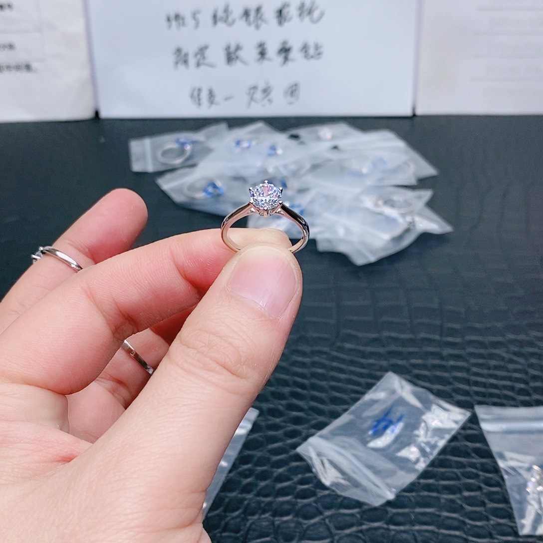 合成碳硅石925银周家六爪1克拉14码