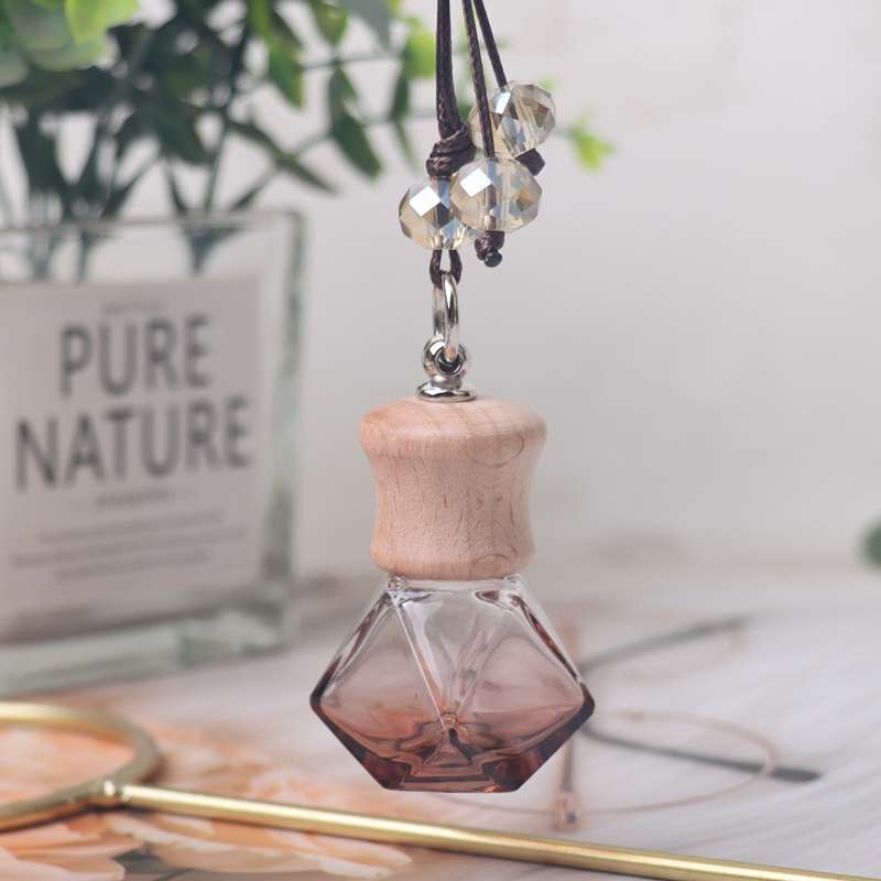 高级车载香水空瓶挂件三角盖菱形香水瓶车内装饰品挂饰透明玻璃瓶