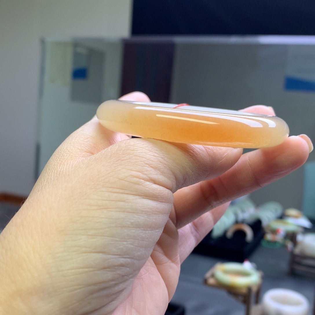 石英质玉未镶嵌手镯