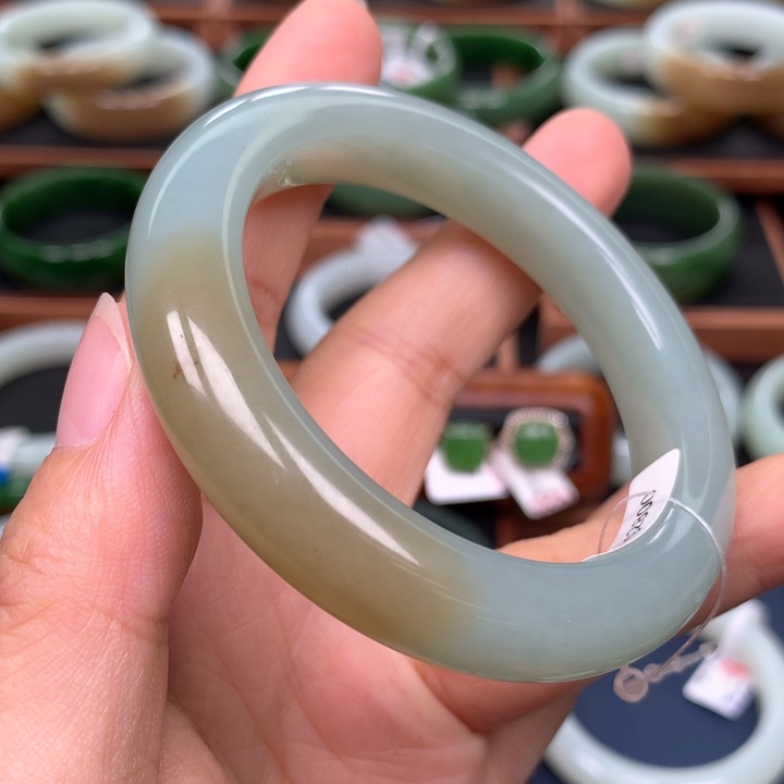 和田玉（糖玉）手镯未镶嵌53