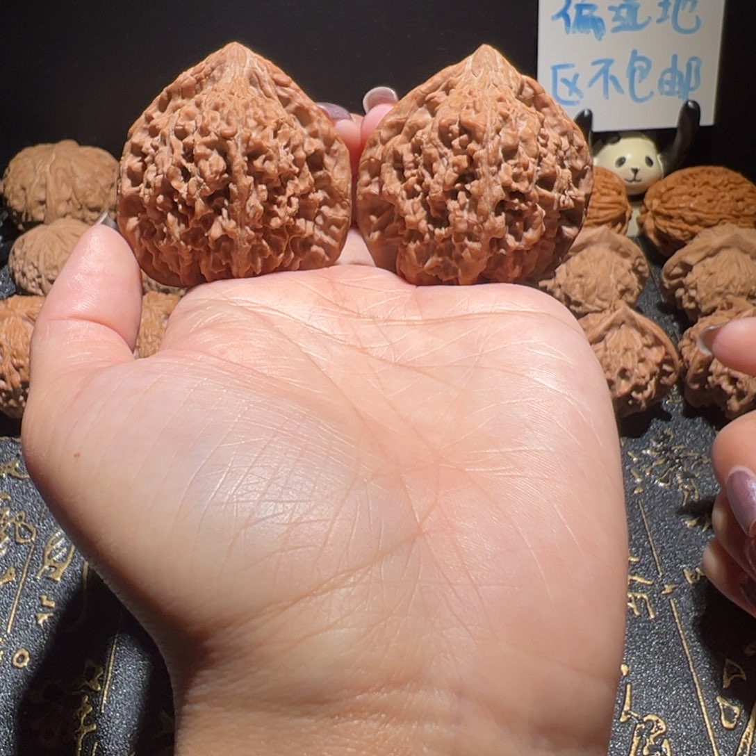 吊坠文玩核桃满天星44.5手把件