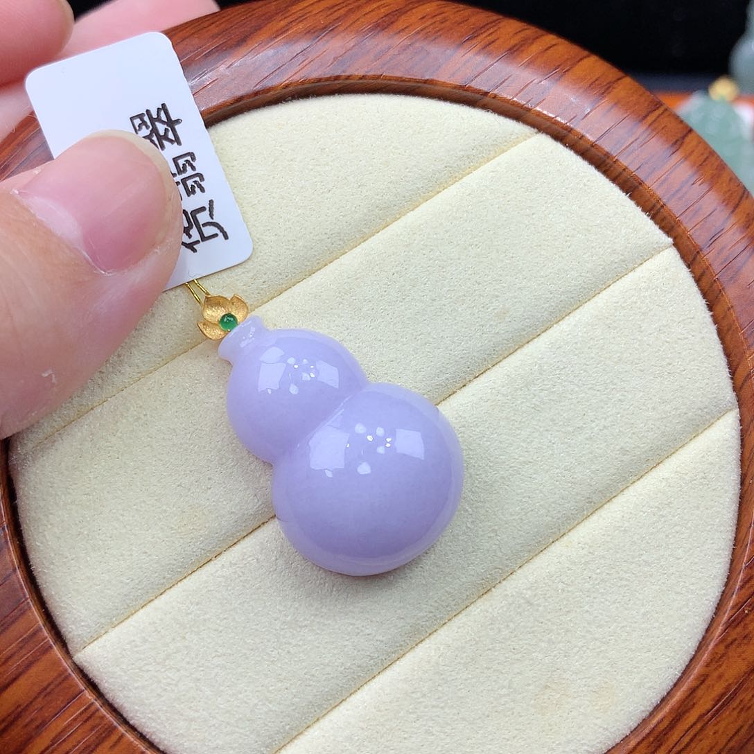 翡翠颈饰18K金镶嵌葫芦