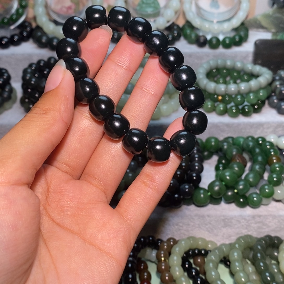 晋***）和田玉未镶嵌手链