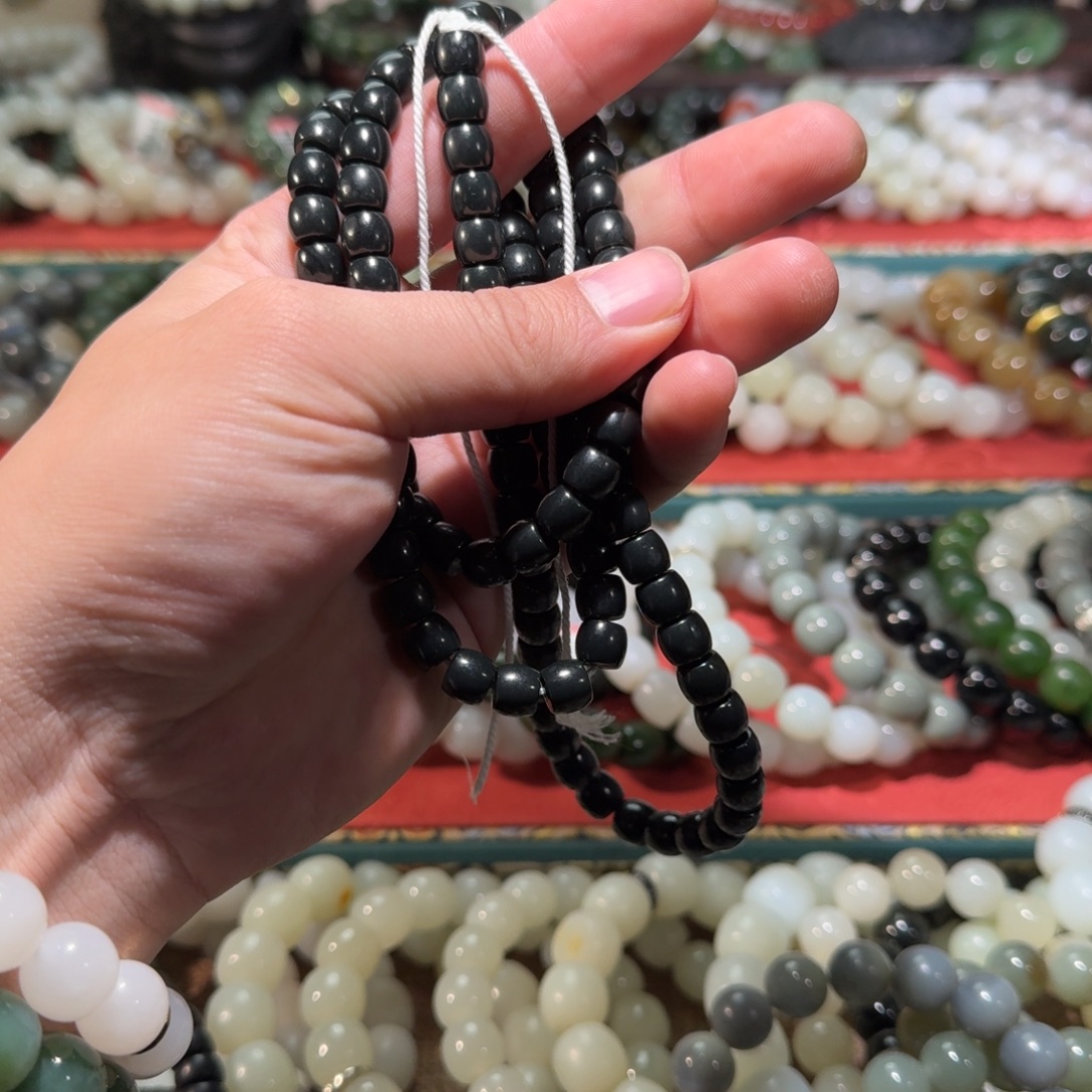 和田玉未镶嵌手链