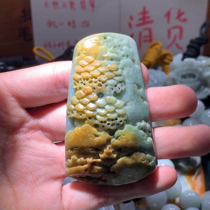 翡翠未镶嵌颈饰保真天然a货翡翠