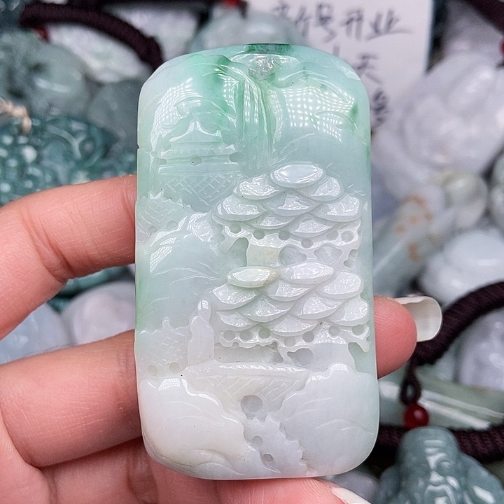 颈饰未镶嵌翡翠翡翠