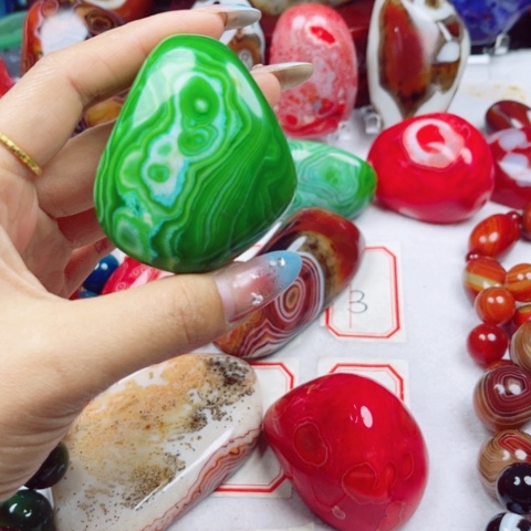 玛瑙/玉髓挂件未镶嵌七*爷