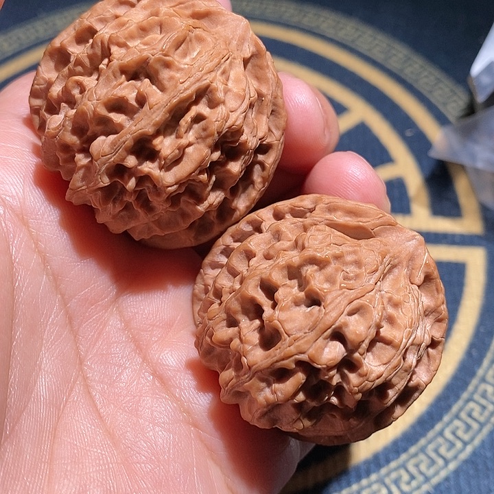 【闪购商品】文玩核桃吊坠苹果园