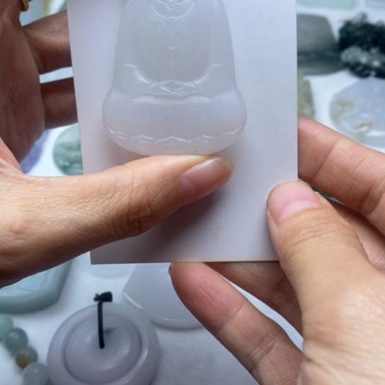 定制翡翠未镶嵌素衣