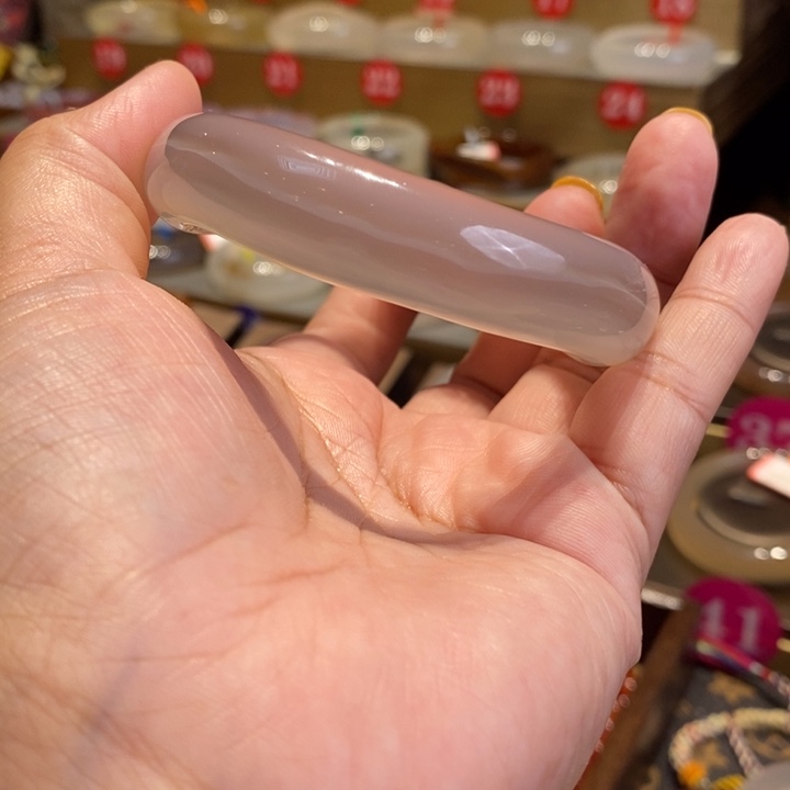 玛瑙/玉髓手镯未镶嵌杨***～