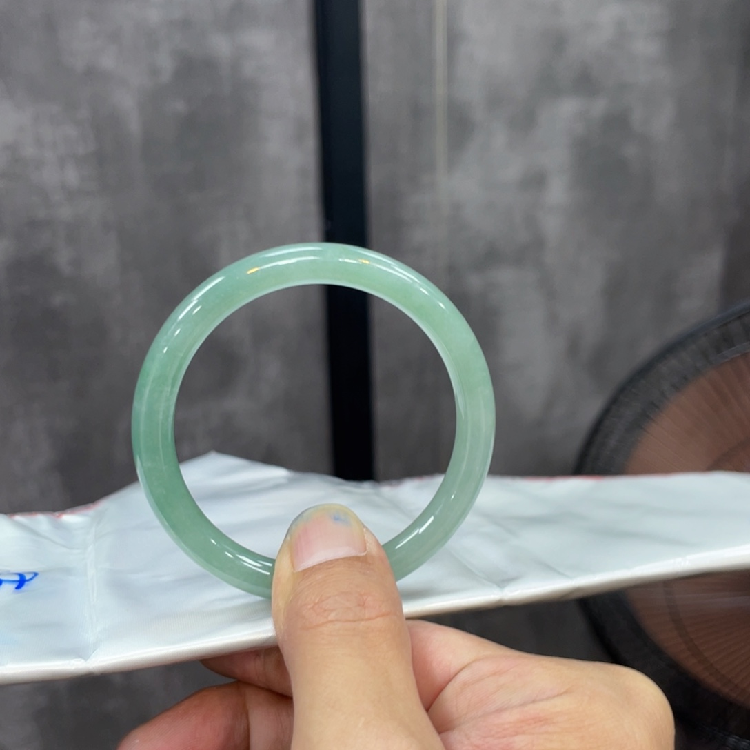 翡翠手镯未镶嵌纯天然缅甸a货翡翠手镯53-55