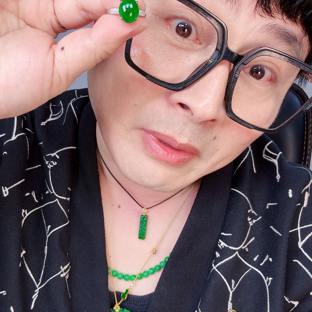 翡翠颈饰未镶嵌一个