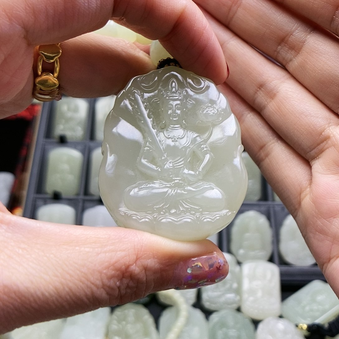 和田玉颈饰未镶嵌用****8