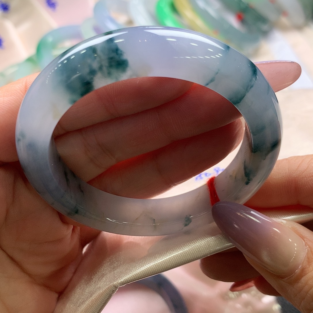 翡翠未镶嵌手镯50.9正