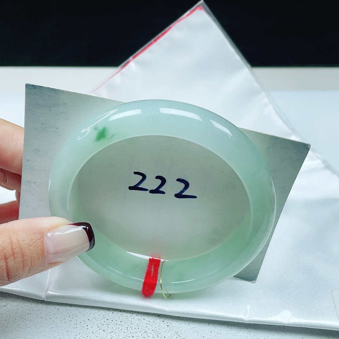 翡翠未镶嵌手镯 正圈58