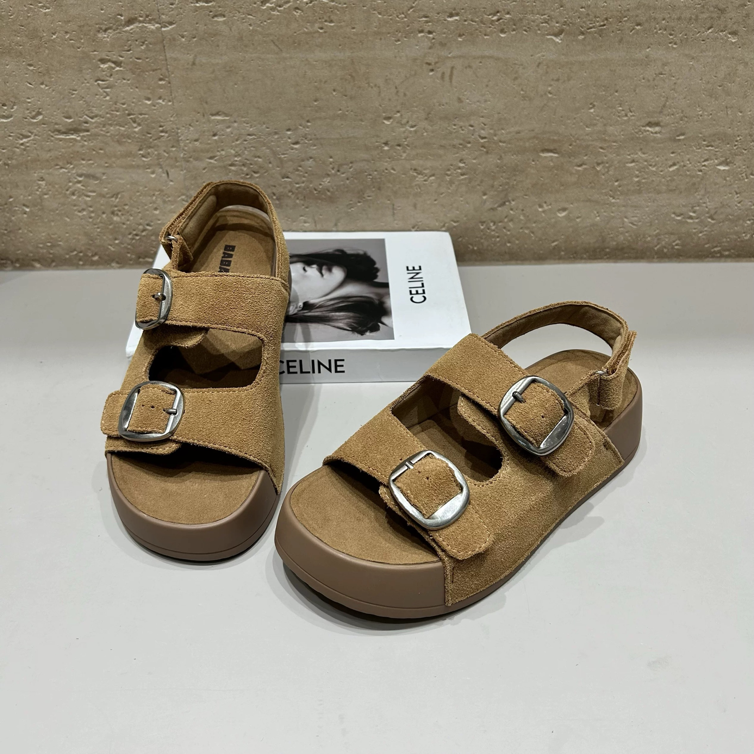 法式配裙子厚底休闲凉鞋女2025夏皮带扣时尚百搭休闲运动鞋ins潮