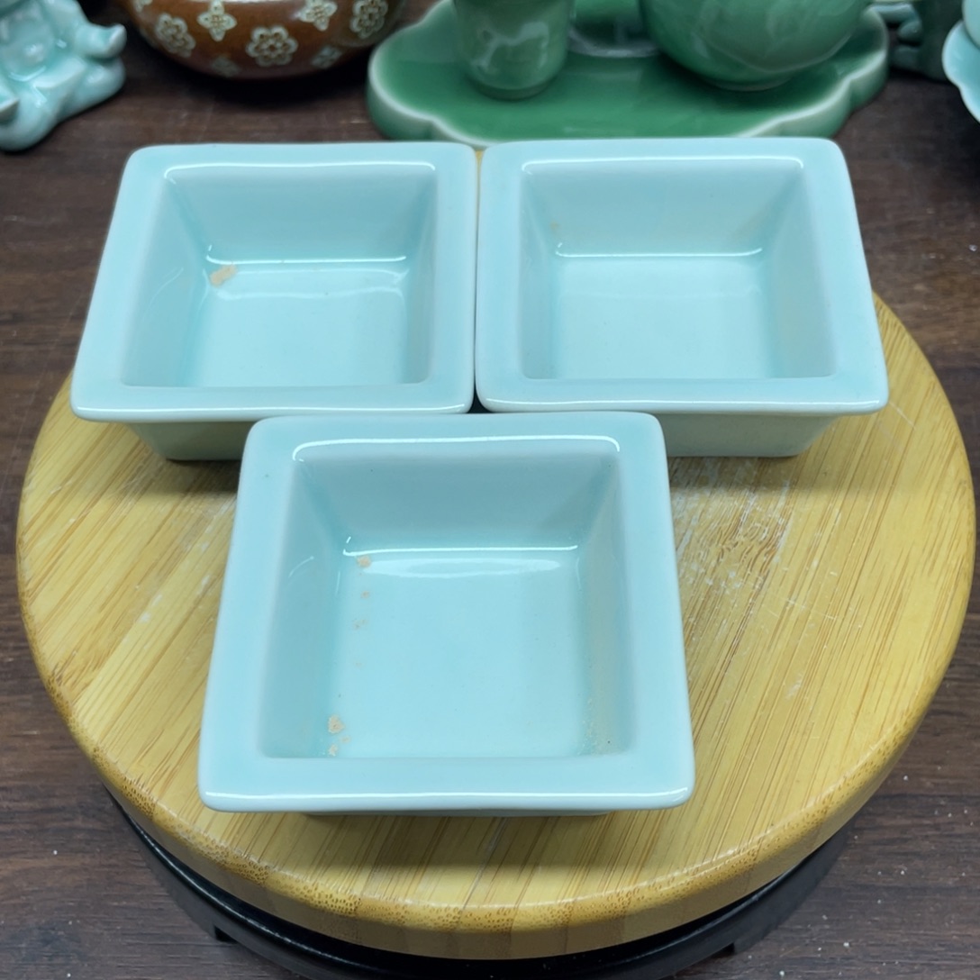 微瑕特价青瓷青瓷3个