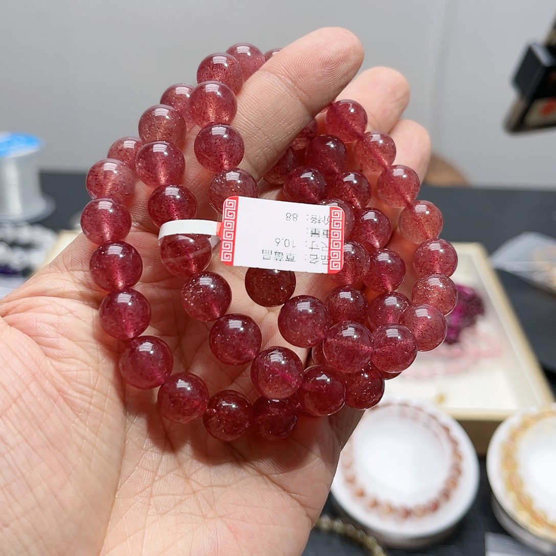 水晶手链未镶嵌草莓晶10mm