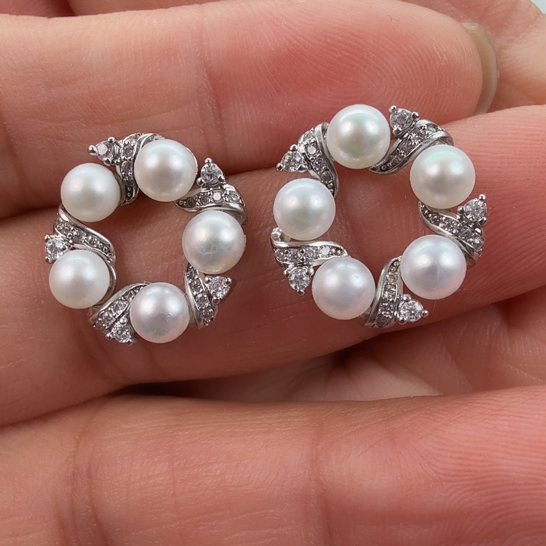 未镶嵌耳饰淡水珍珠