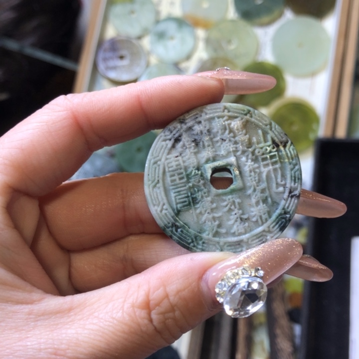 岫玉岫玉挂件未镶嵌