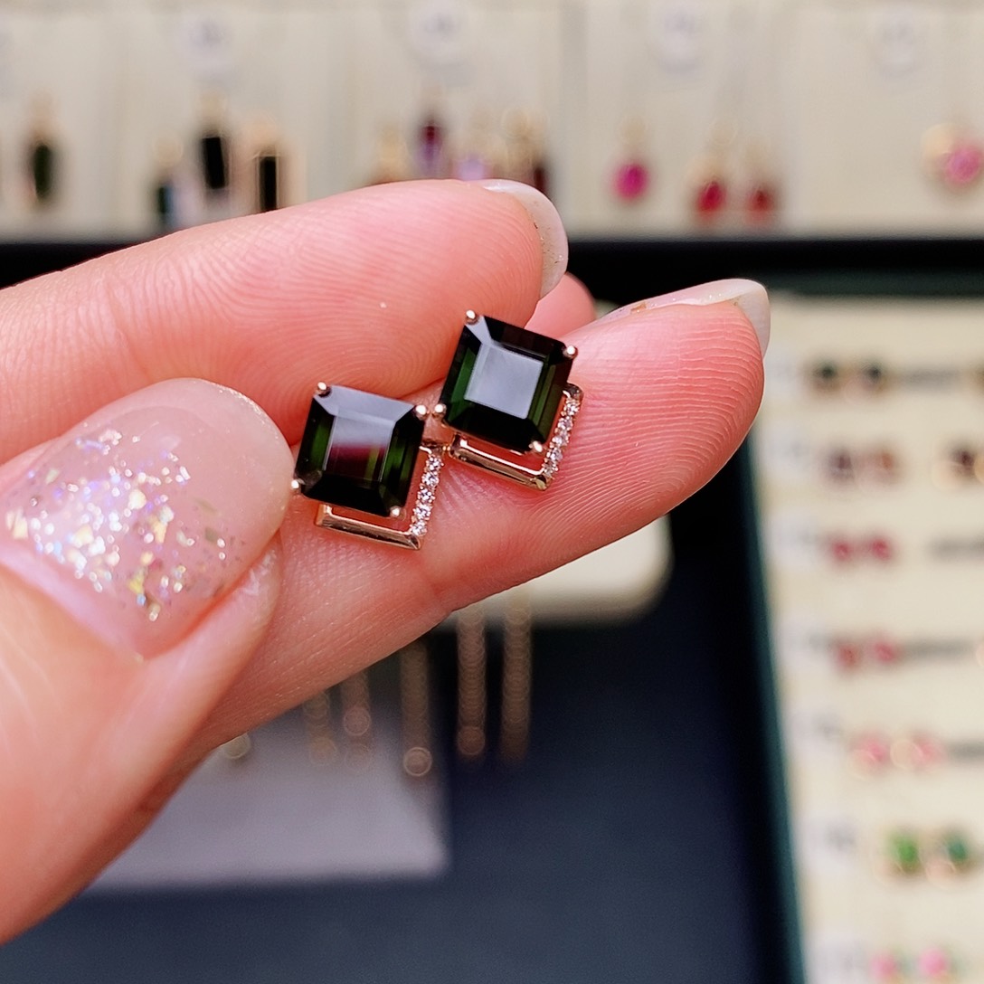 耳钉碧玺18K金镶嵌碧玺